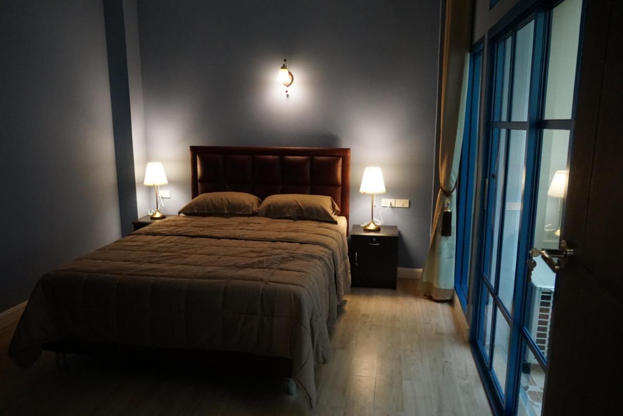 Mangkon Hostel Bangkok Exteriör bild